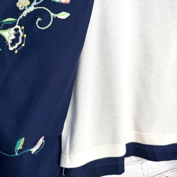 Vintage Alfred Dunner Wms Large Navy Cream SS Embroidered Floral Faux Vest Top - Picture 5 of 11